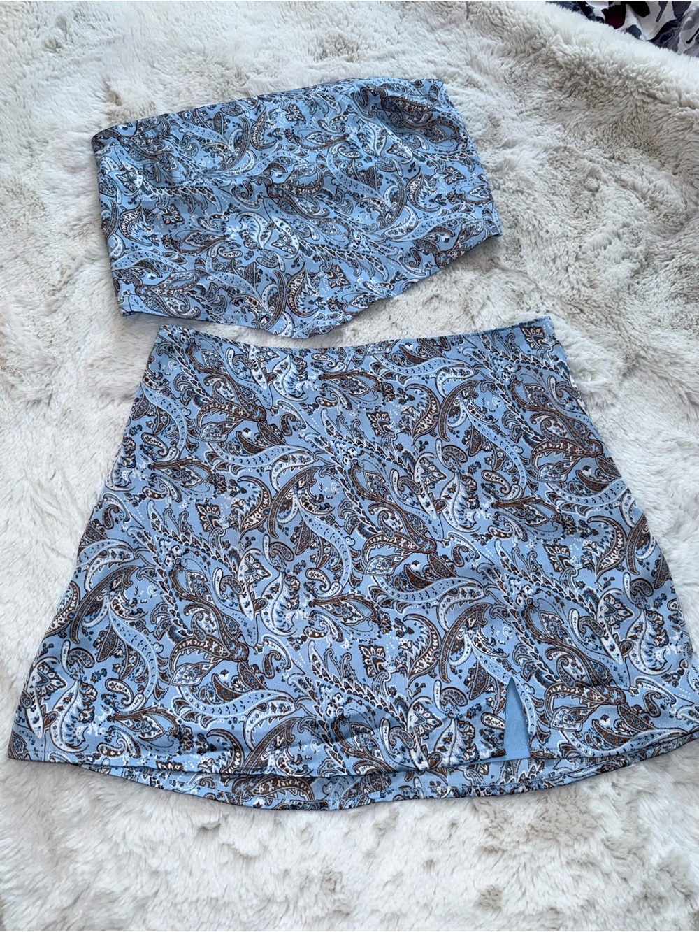 Hollister Blue Paisley Mini Skirt and Bandeau Set